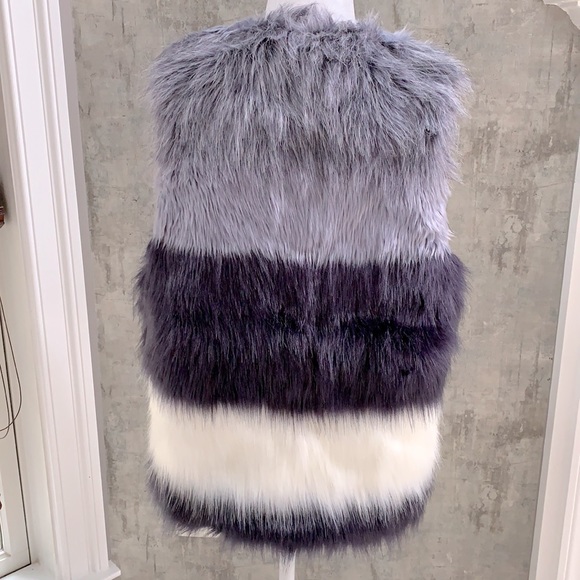 BISOUXX Faux Fur Ombré Vest | Sz S - Picture 4 of 10